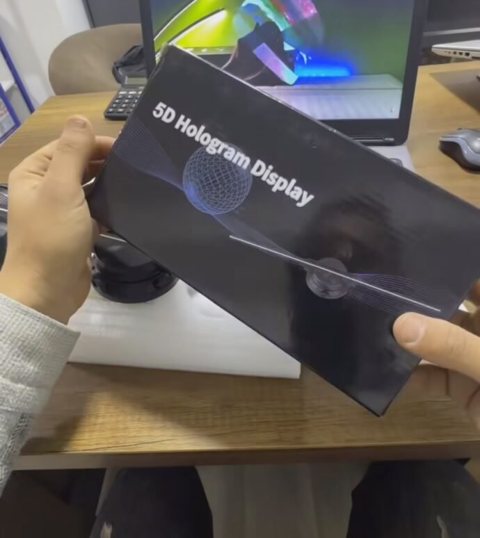 3D Holographic Fan - Image 3